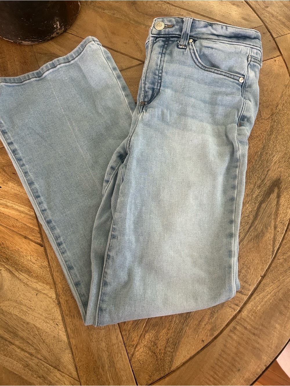 LC Lauren Conrad Light Wash Women’s Jeans - super high waisted/ flare